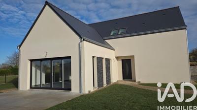 Maison - 140 m² - 5 pièces