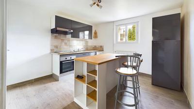 Appartement - 102 m² - 4 pièces