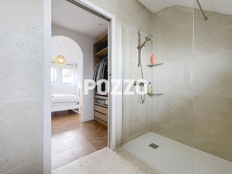 Maison - 111 m² - 6 pièces