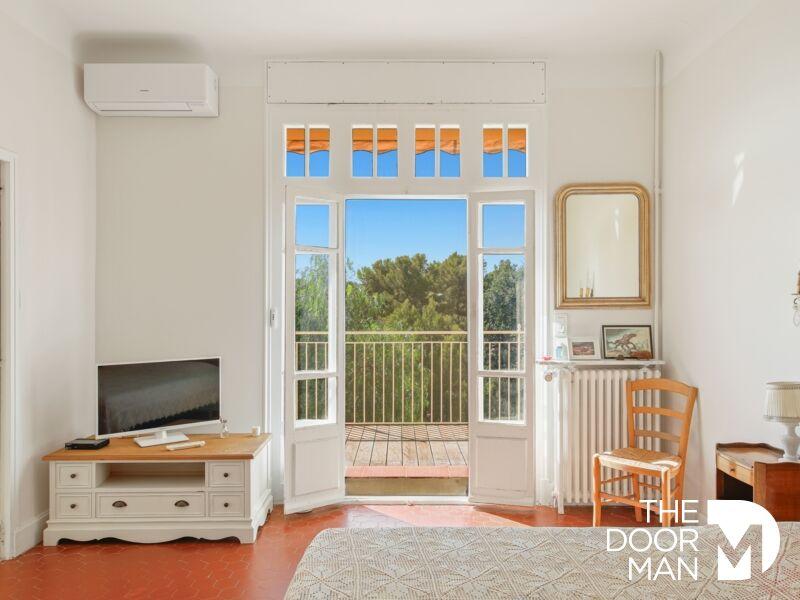 Maison de maîtres - 388 m² - 16 pièces