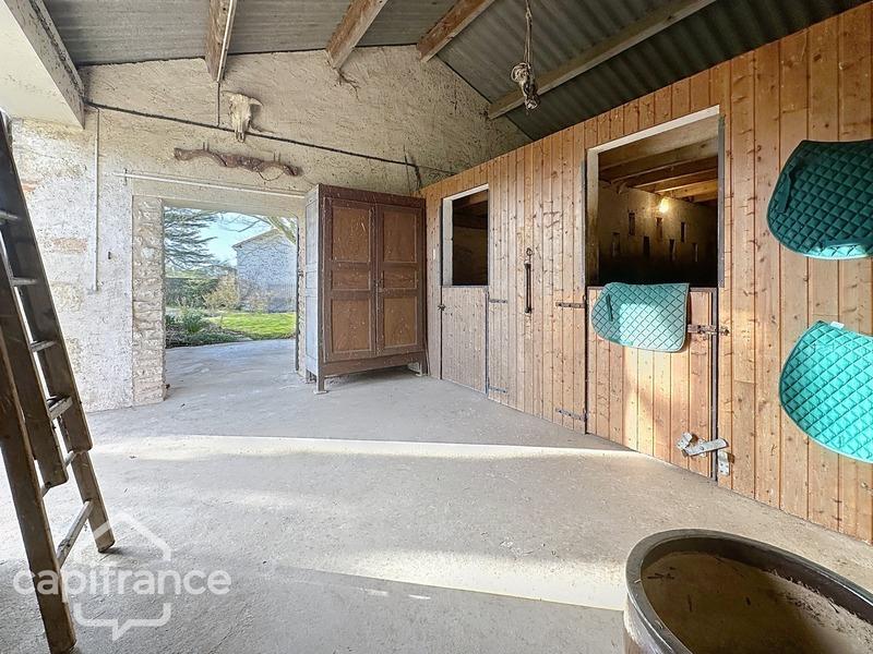 Maison - 291 m² - 12 pièces