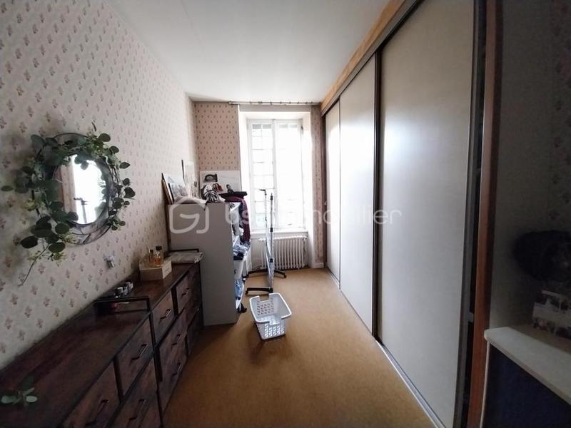 Immeuble - 159 m² - 9 pièces