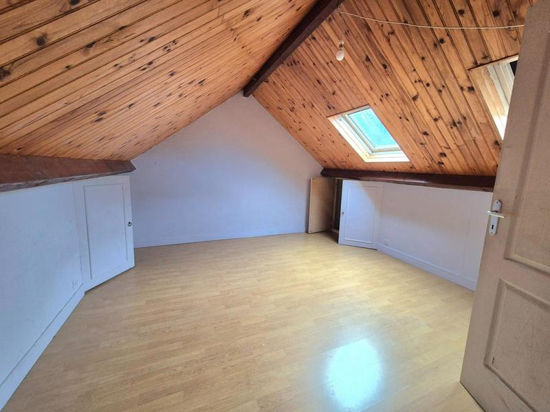 Maison - 77 m² - 5 pièces