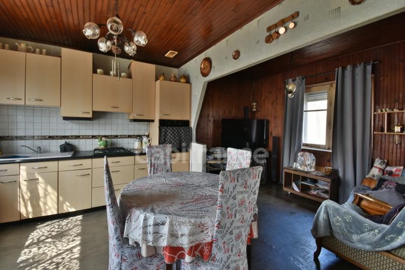 Maison de village - 94 m² - 5 pièces