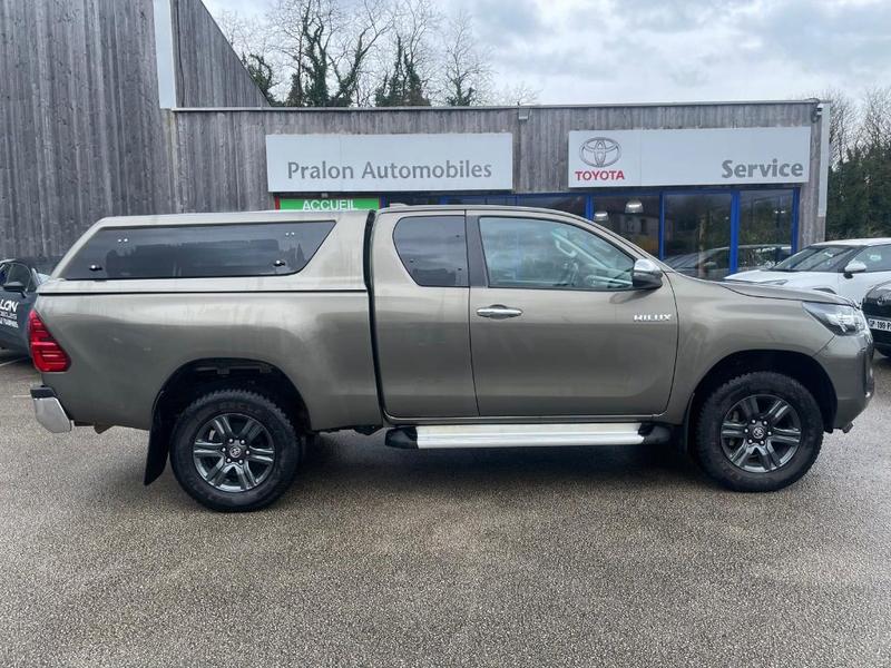 Toyota Hilux X-Tra Cabine 2.4l d-4d 4x4 (Rc23) Legende