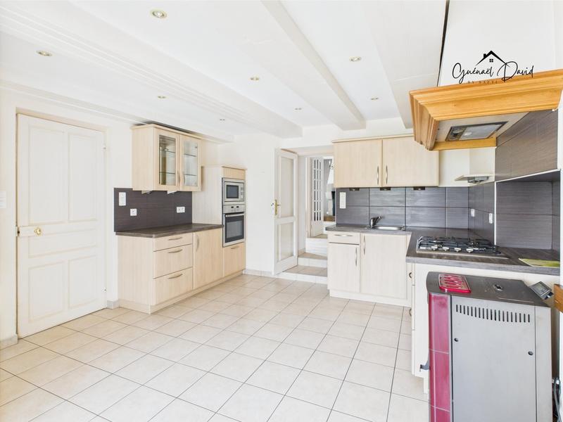 Maison - 133 m² - 7 pièces