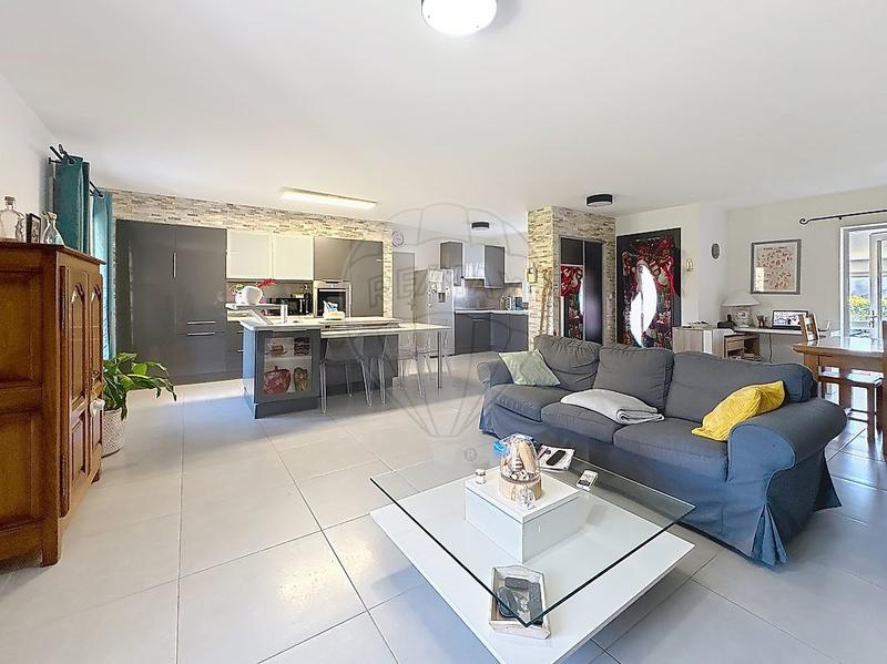 Maison - 128 m² - 4 pièces