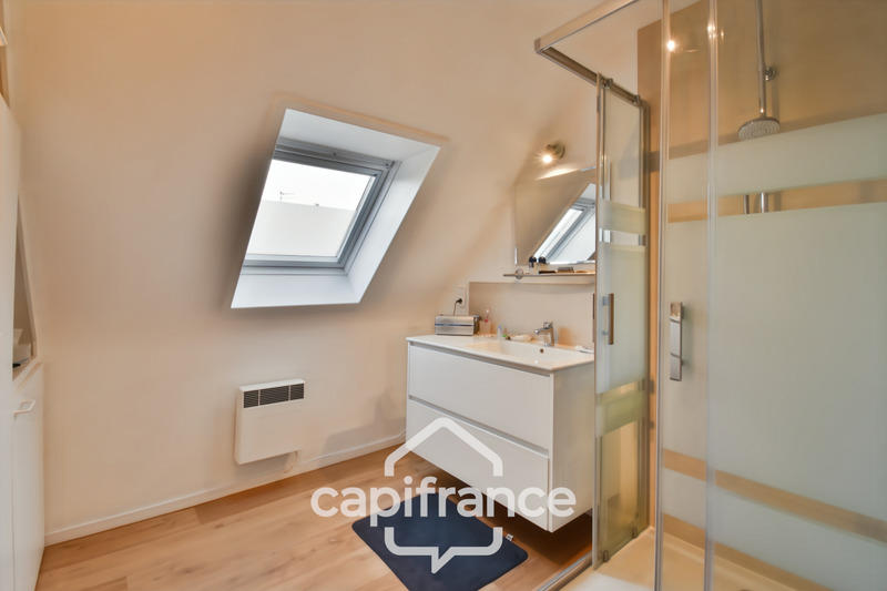 Maison - 137 m² - 6 pièces