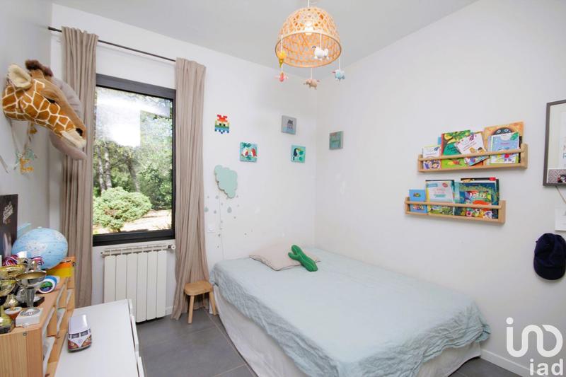 Maison - 300 m² - 10 pièces