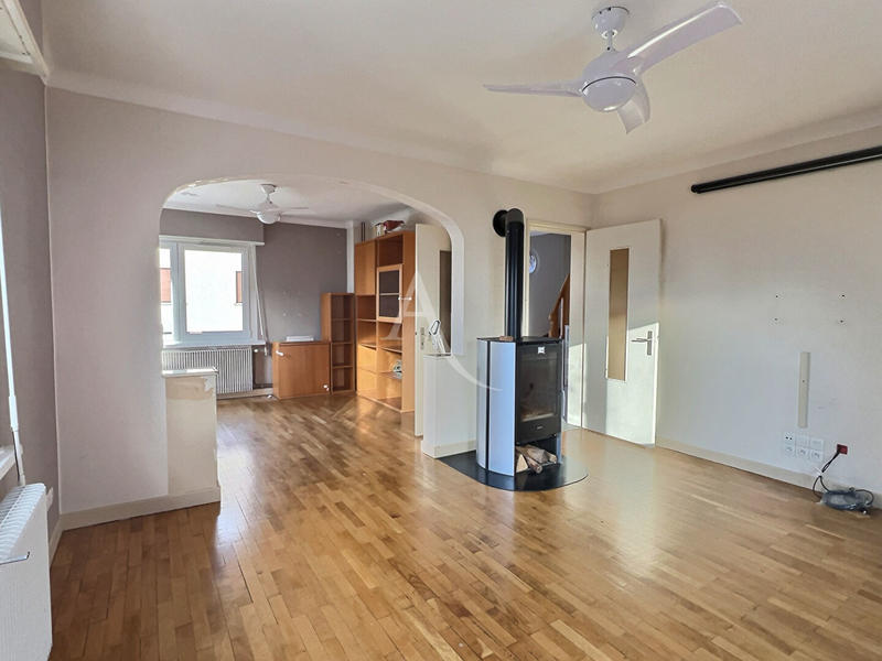 Maison - 101 m² - 5 pièces