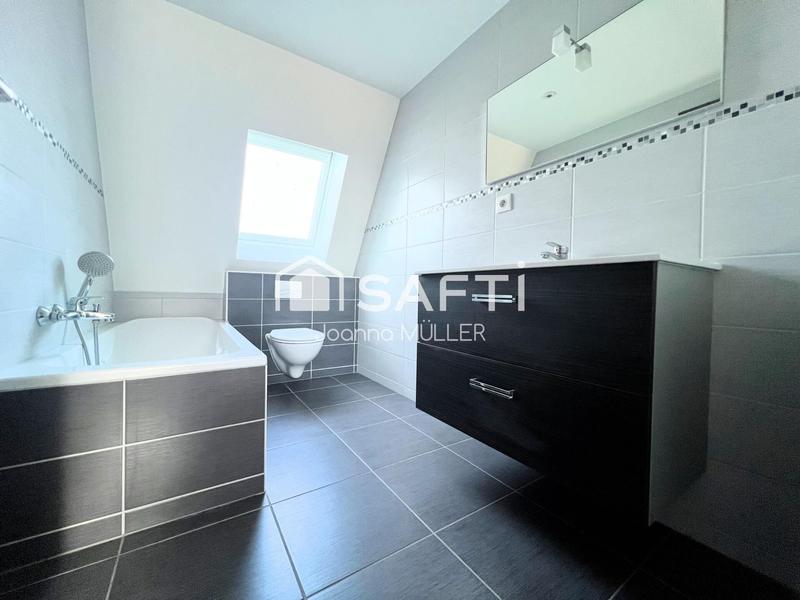 Appartement - 125 m² - 5 pièces