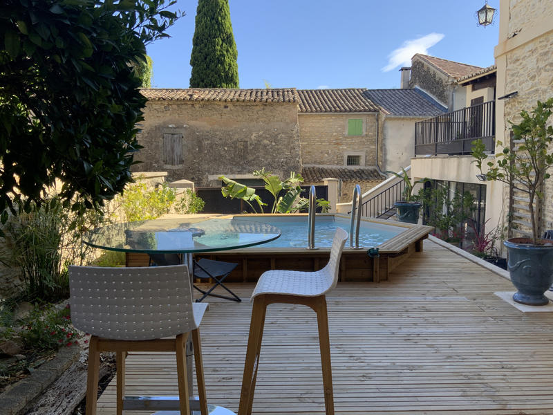 Maison - 300 m² - 7 pièces