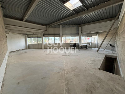 Local d'activités - 274 m²