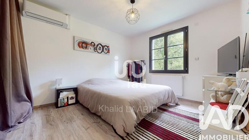 Maison - 98 m² - 4 pièces