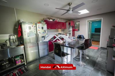 Villa - 205 m² - 6 pièces