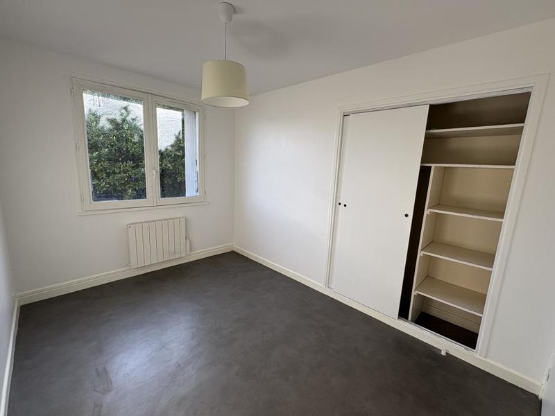 Maison - 99 m² - 6 pièces