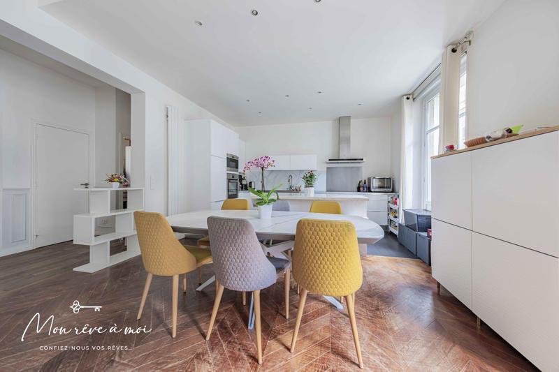 Appartement - 101 m² - 5 pièces