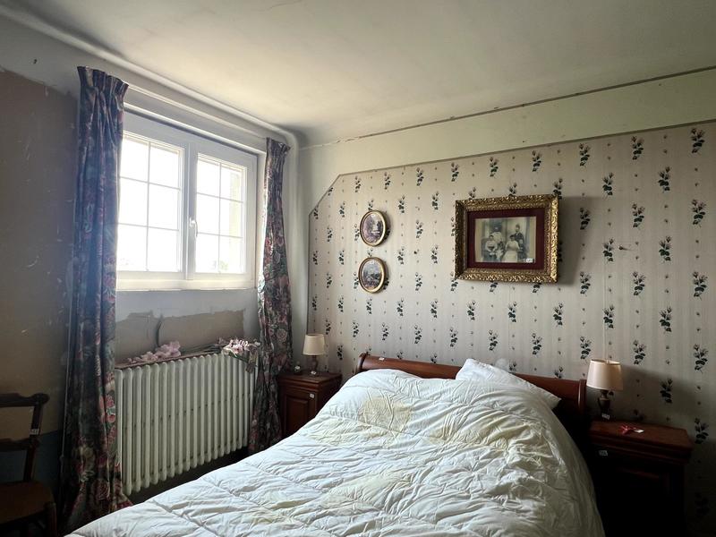 Maison - 249 m² - 13 pièces