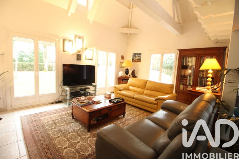 Maison - 180 m² - 6 pièces