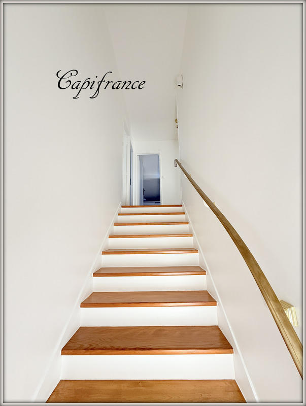 Maison - 179 m² - 7 pièces