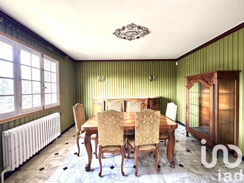 Maison - 166 m² - 10 pièces