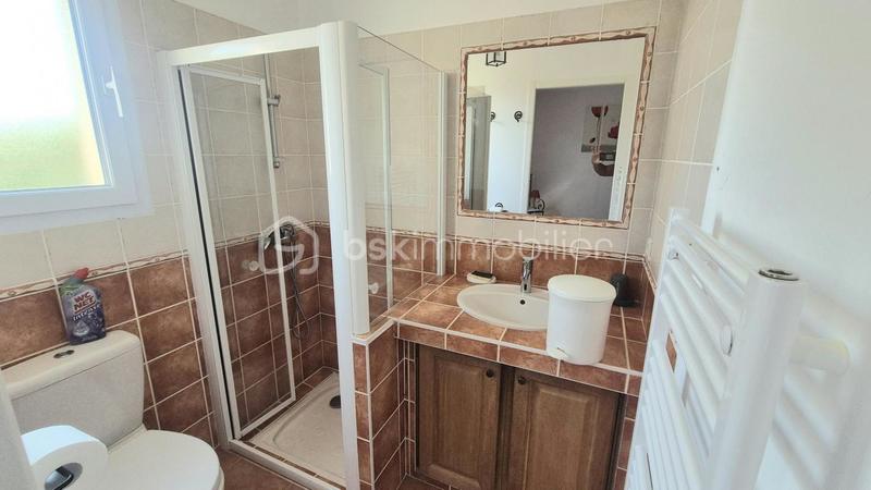 Villa - 252 m² - 9 pièces