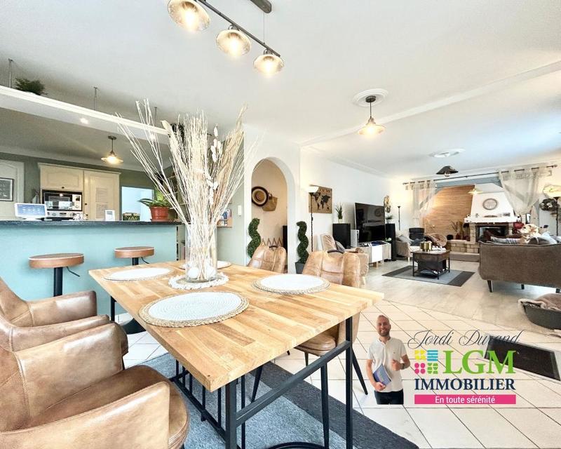 Maison - 157 m² - 6 pièces