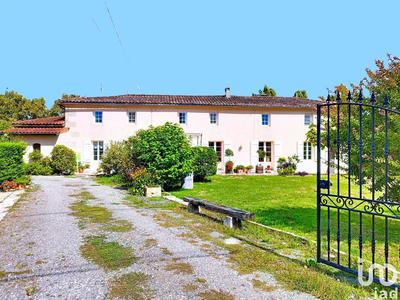 Maison - 180 m² - 5 pièces