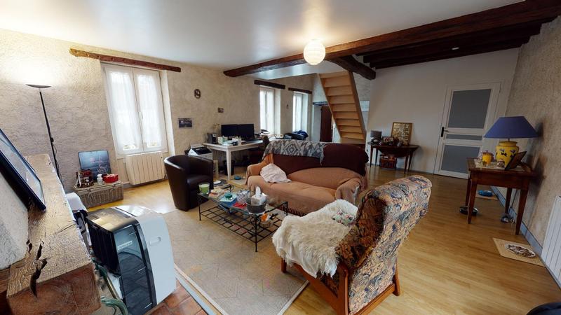 Maison - 205 m² - 7 pièces