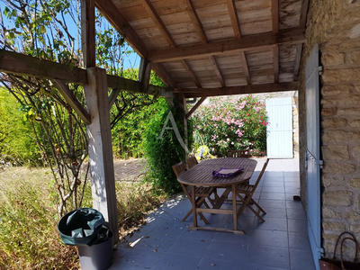 Maison - 247 m² - 5 pièces