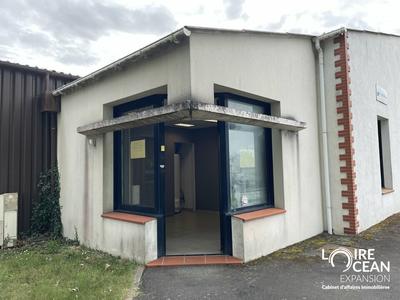 Local commercial - 210 m²