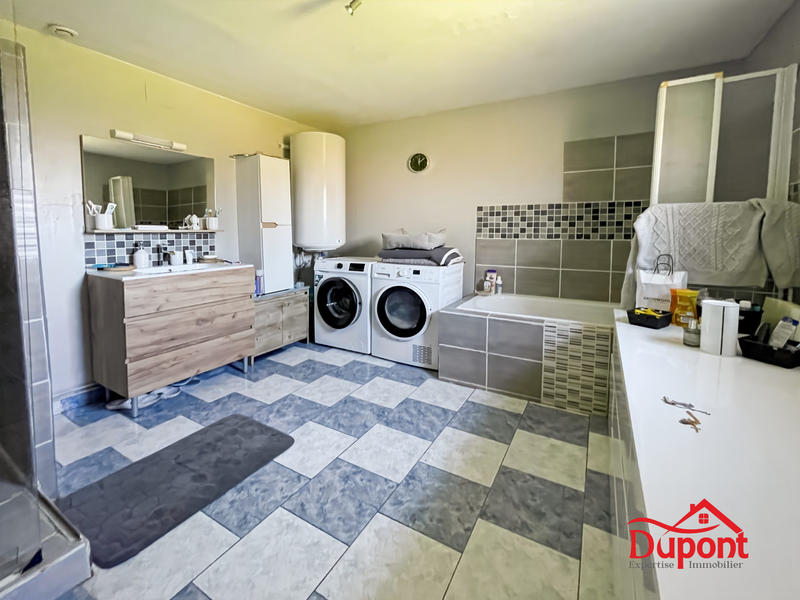 Maison - 95 m² - 5 pièces