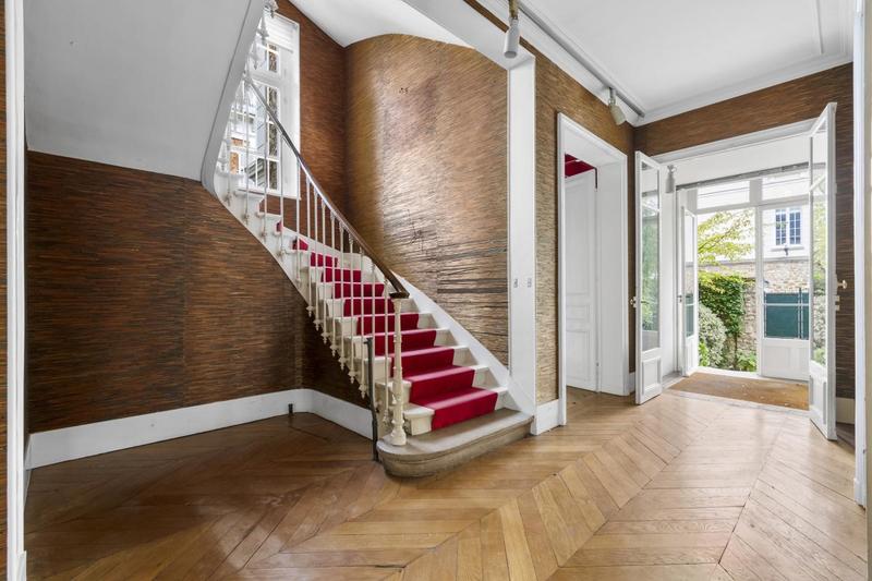 Demeure - 320 m² - 10 pièces