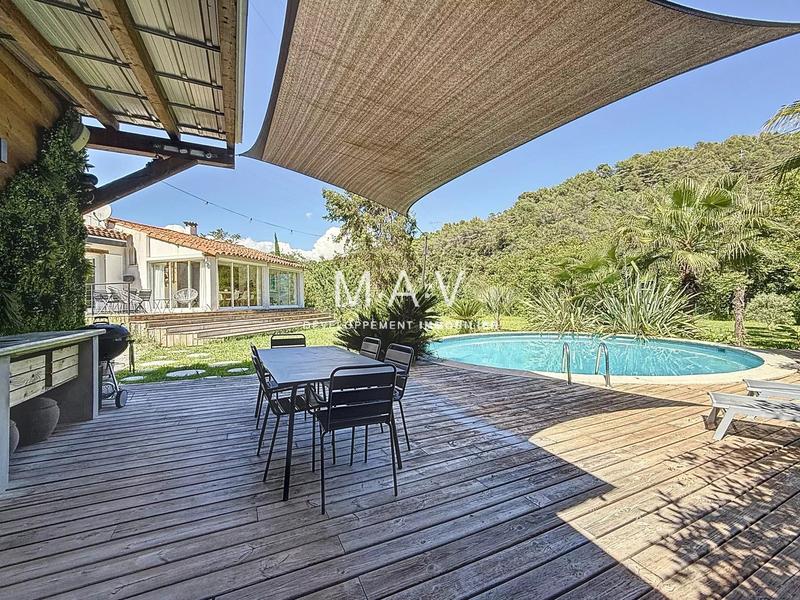 Maison - 115 m² - 4 pièces