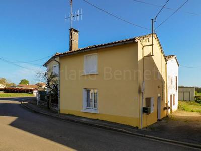 Maison de bourg - 54 m² - 2 pièces
