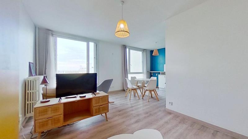 Chambre - 84 m² - 4 pièces