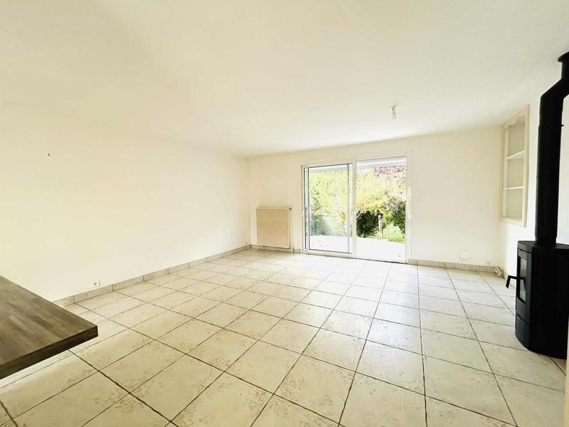 Maison traditionnelle - 94 m² - 5 pièces