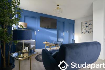 Chambre - 10 m² - 1 pièce