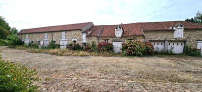 Maison - 250 m² - 12 pièces