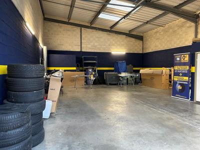 Local commercial - 120 m²