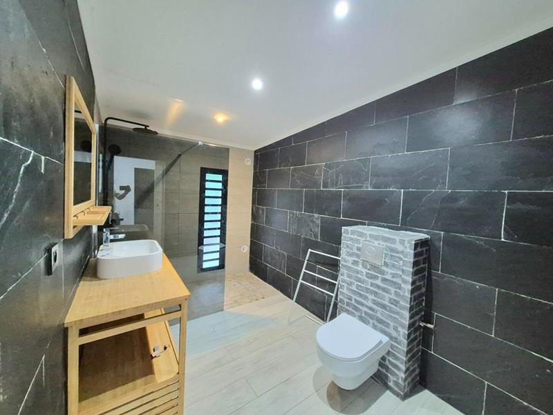 Maison - 146 m² - 5 pièces