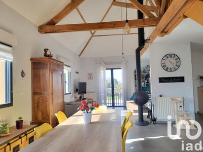 Maison - 218 m² - 10 pièces