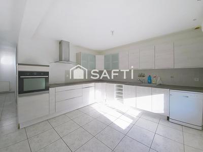 Maison - 146 m² - 7 pièces
