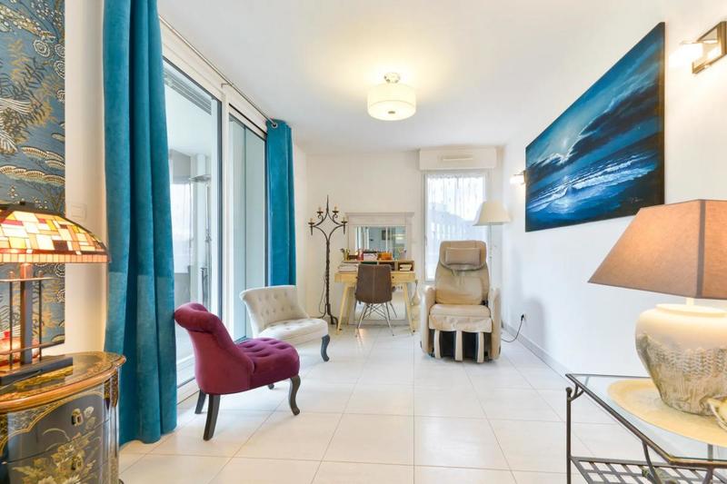 Appartement - 82 m² - 4 pièces