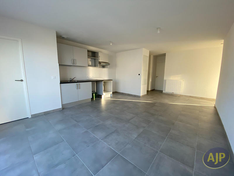 Appartement - 75 m² - 4 pièces