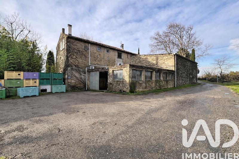 Maison - 460 m² - 10 pièces