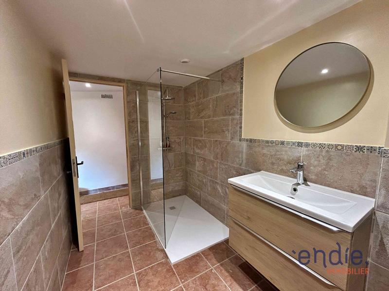 Maison - 100 m² - 3 pièces