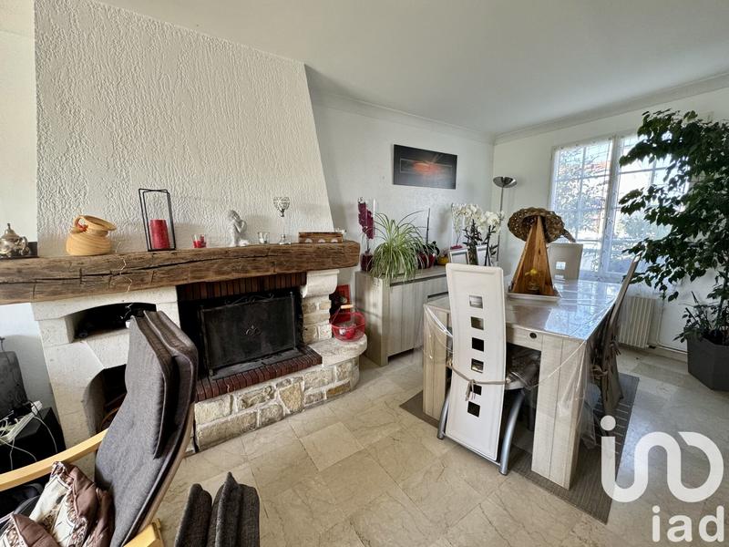 Maison - 94 m² - 5 pièces