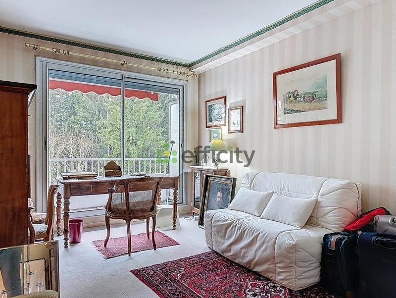 Appartement - 140 m² - 6 pièces