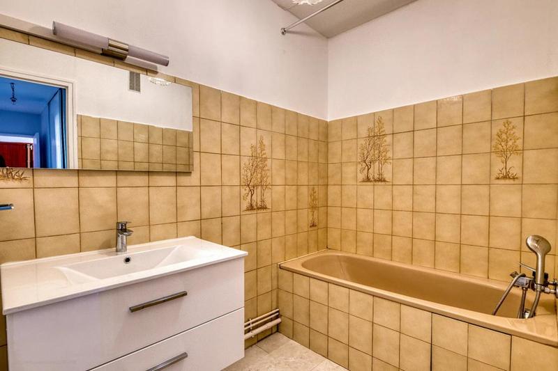 Appartement - 81 m² - 3 pièces